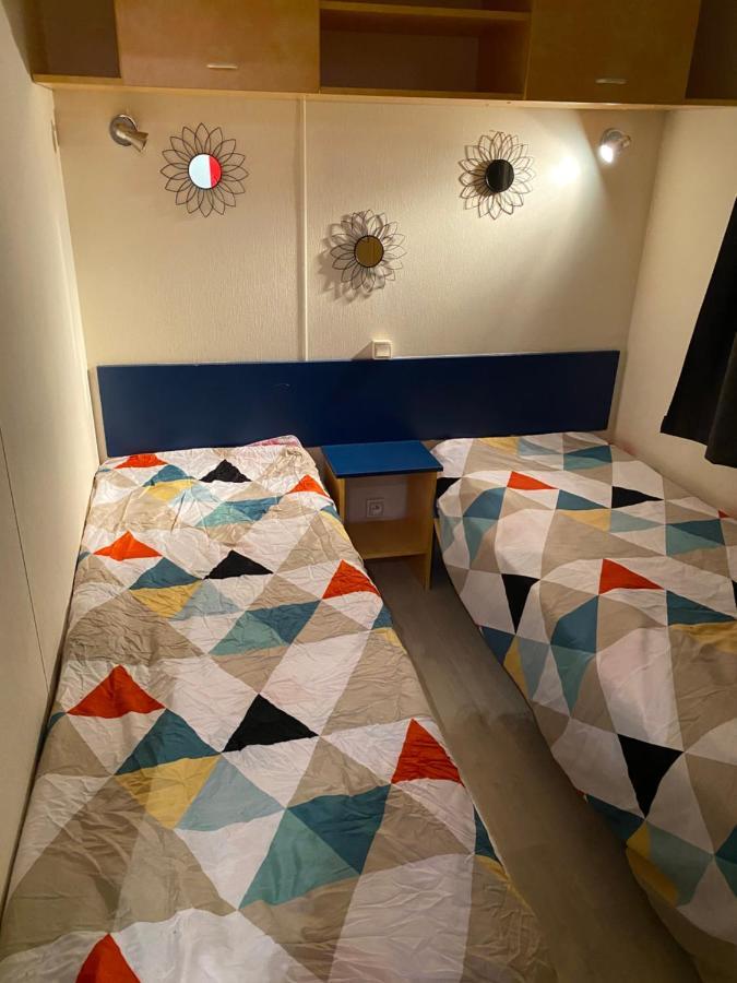 Mobilehome 3 Curistes Piscine